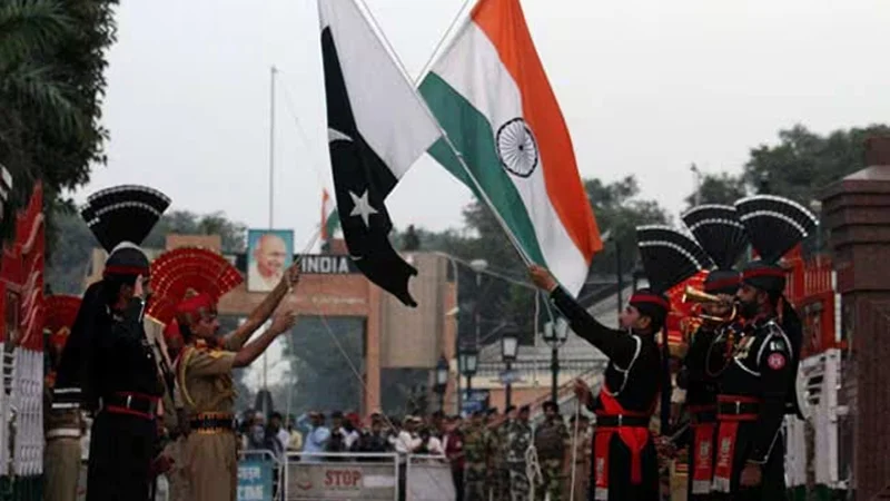 পাকিস্তান থেকে সব ধরনের পণ্য আমদানি নিষিদ্ধ করল ভারত